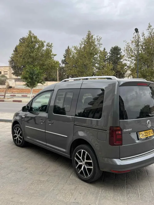 Volkswagen Caddy 2017 Highline