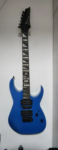 Guitar electric ibanez avec amplie park ou g3 douzanha