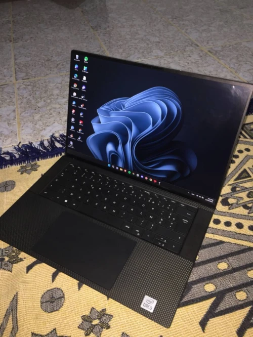 DELL XPS 15 9500