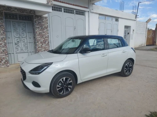 Suzuki Swift 2025 black and white edition