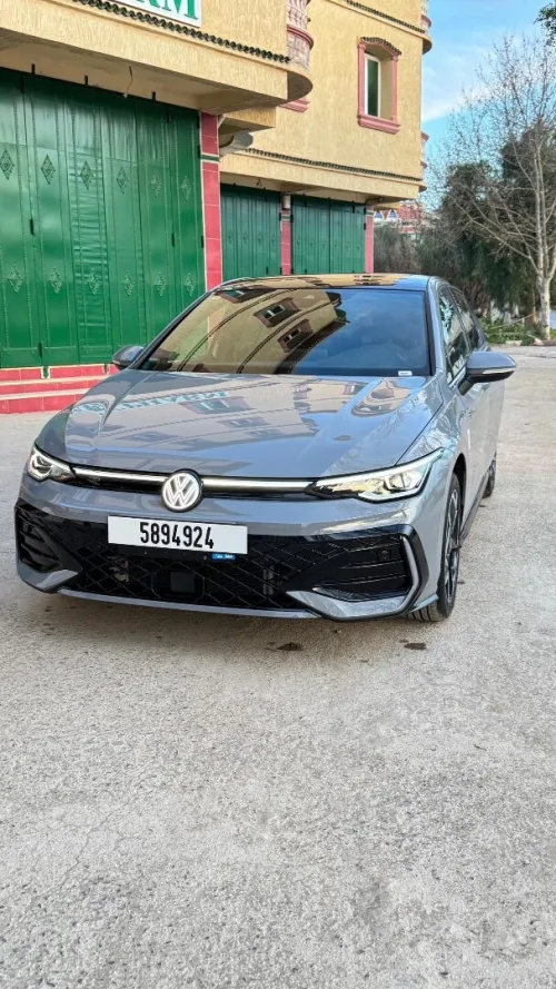 Volkswagen Golf 8 2025 Pro R-line