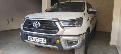 Toyota Revo 2022 Srs