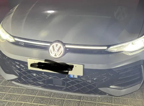 Volkswagen Golf 8 2025 R Black Edition 