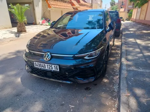 Volkswagen Golf 8 2025 R Black Edition 