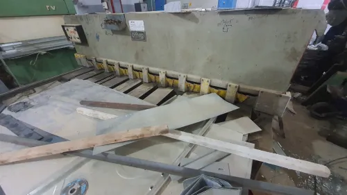 Guillotine 