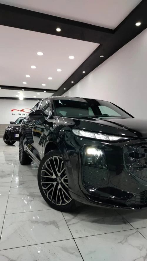 Audi Q3 2026 S line