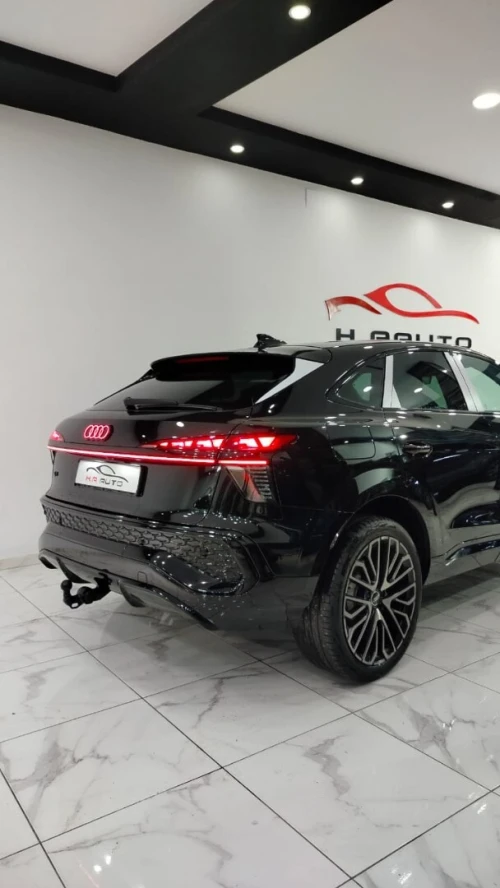 Audi SPORTBACK Q3 2026 S line