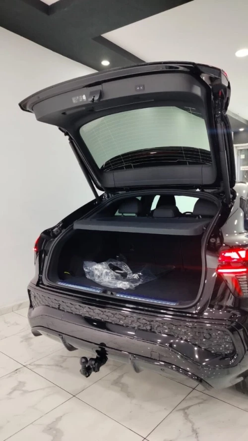 Audi Q3 2026 S line