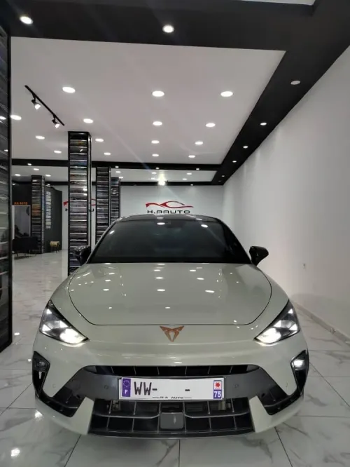 Cupra  Leon 2024 