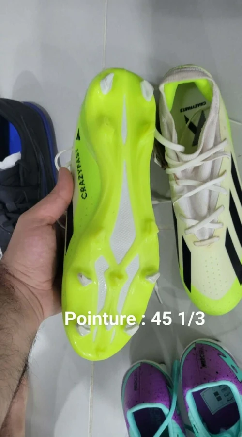 Lot de soulier de foot