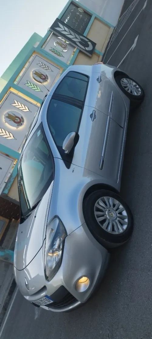 Renault Clio 3 2012 Night and Day