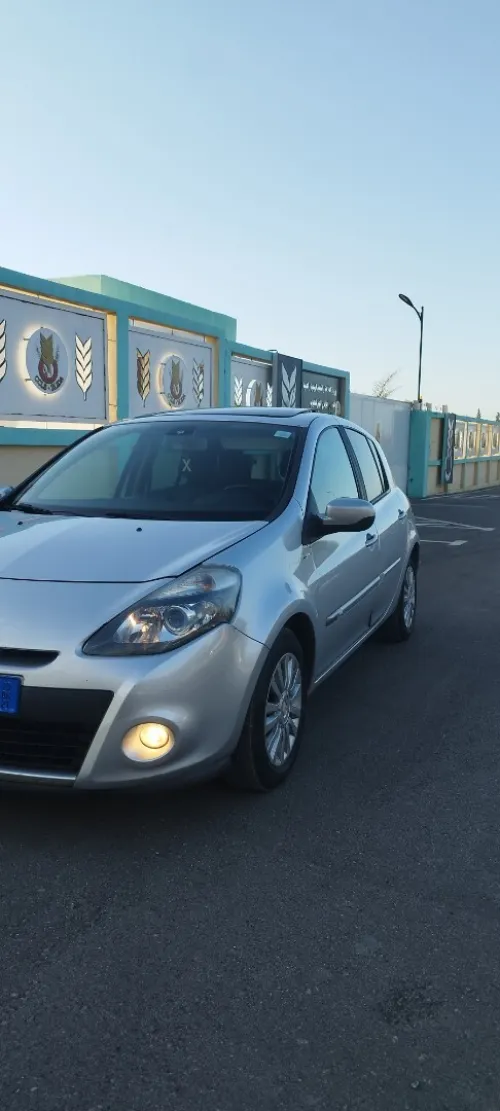 Renault Clio 3 2012 Night and Day