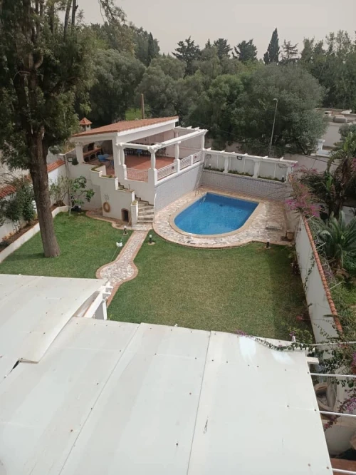 Cherche achat Appartement F10 Alger Alger centre