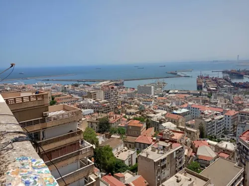 Cherche location Appartement F6 Alger Alger centre