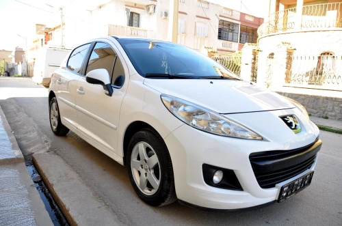 Peugeot 207 2012 