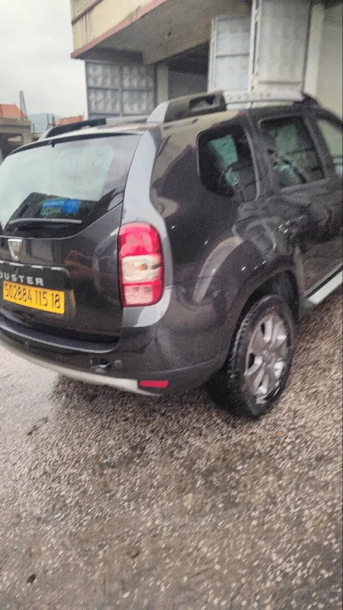Dacia Duster 2015 Laureate