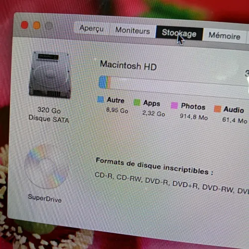 MacBook Pro mi-2009,  core 02 duo,  320 Go HDD,  04 Go de RAM,  