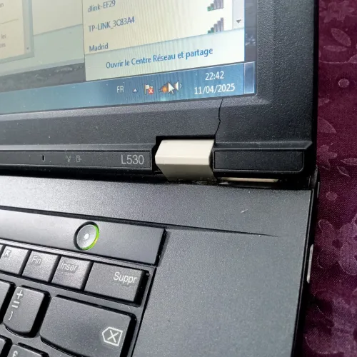 Laptop Lenovo Très bon état,  i3 3èm,  500 Go HDD,  04 Go de RAM, 