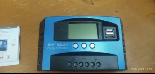 chargeur régulateur solaire MPPT de batterie 100 ampère 