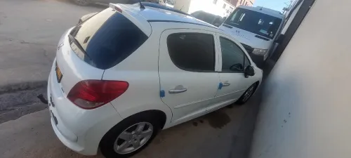 Peugeot 207 2011 207