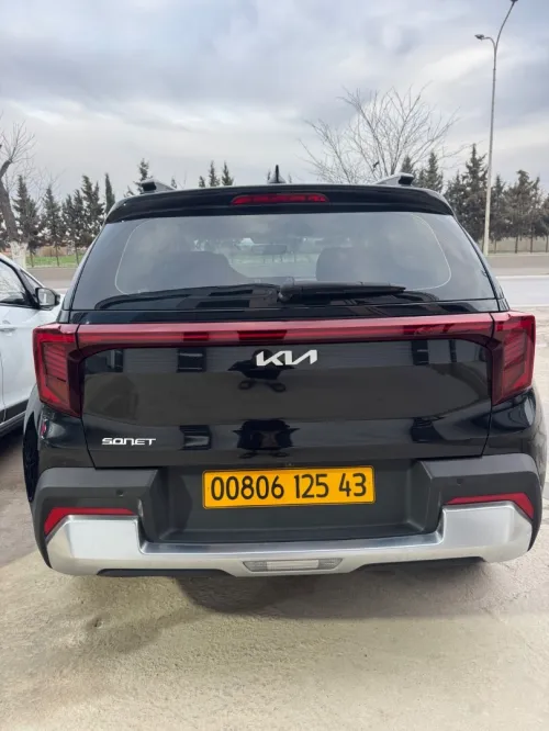 Kia Sonet  2025 Dubai