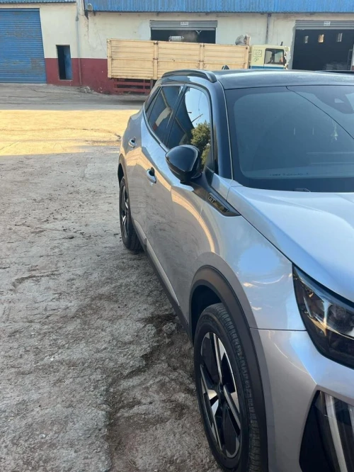 Peugeot 2008 2023 GT