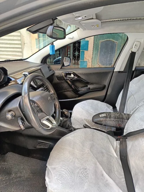 Peugeot 208 2019 Allure Facelift