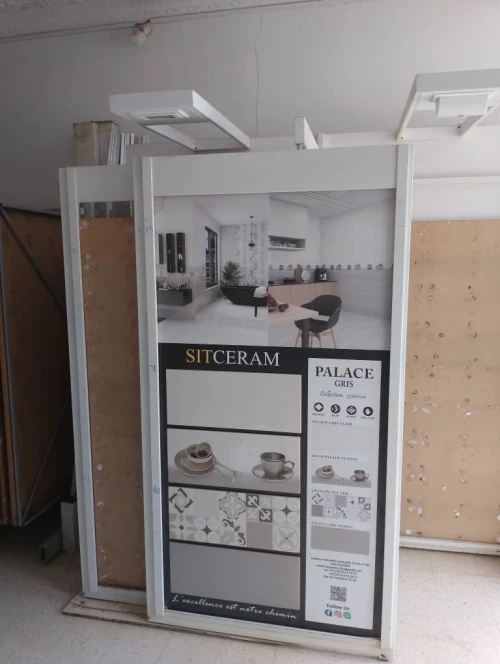 Panneau de exposition