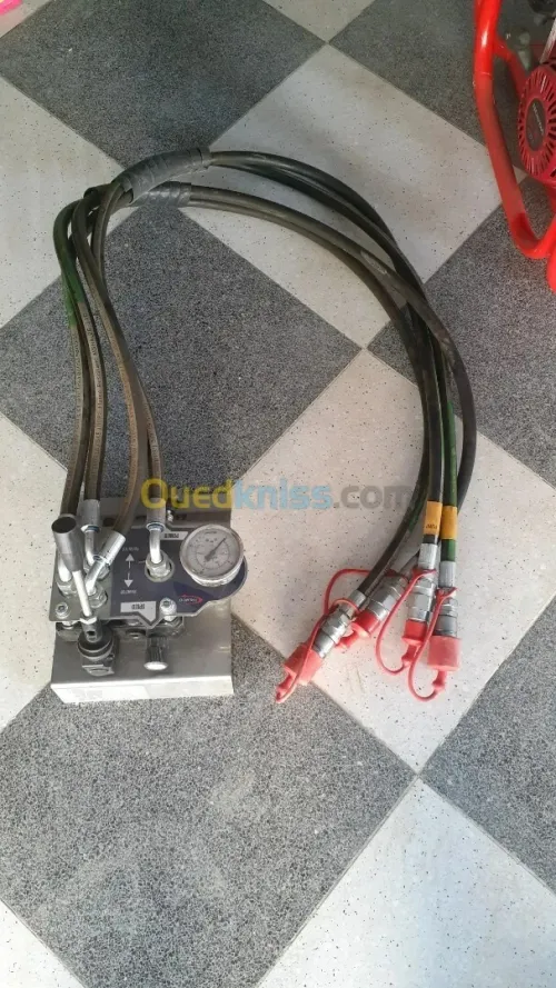 Machine soufflage câble fibre optique/électrique FREMCO