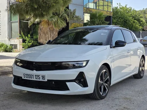 Opel Astra 2025 GSLINE