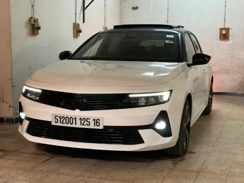 Opel Astra 2025 GSLINE