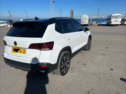 Volkswagen Taos 2024 Confortline Black Edition