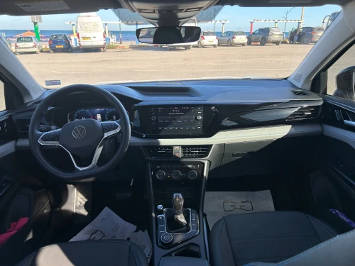 Volkswagen Taos 2024 Confortline Black Edition