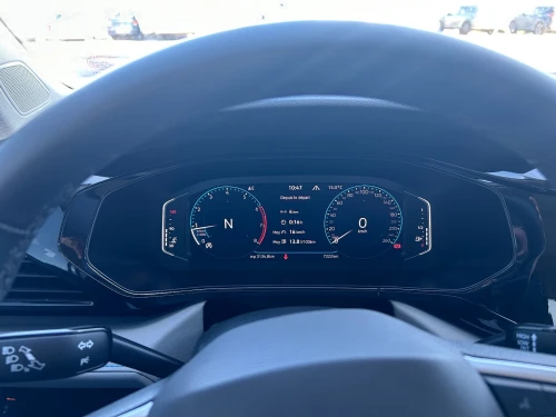 Volkswagen Taos 2024 Confortline Black Edition
