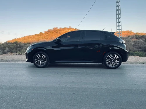 Peugeot 208 2022 Allure