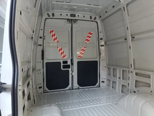 Iveco 35c15 tt options 