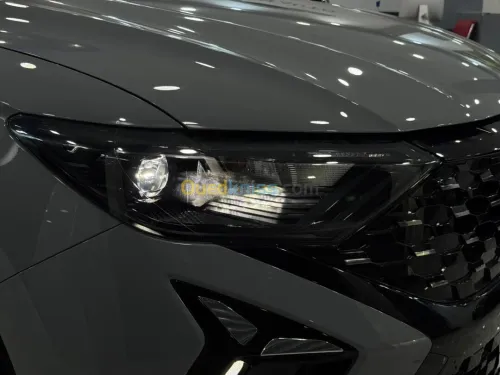 Jetta  VS5 2025 vs5