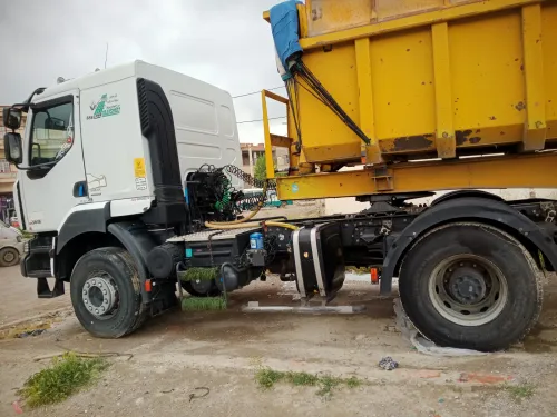Renault KERAX 380 2010