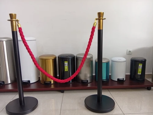 PIQUET DE GUIDAGE A SANGLES &  CORDES  POUR ORGANISATION & SECURITE