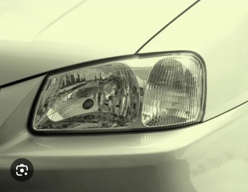 feu avant Hyundai Accent