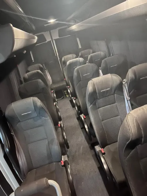 Location mini bus Mercedes sprinter 20