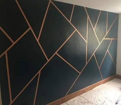 peintre,  ( 17 ans expérience,  )