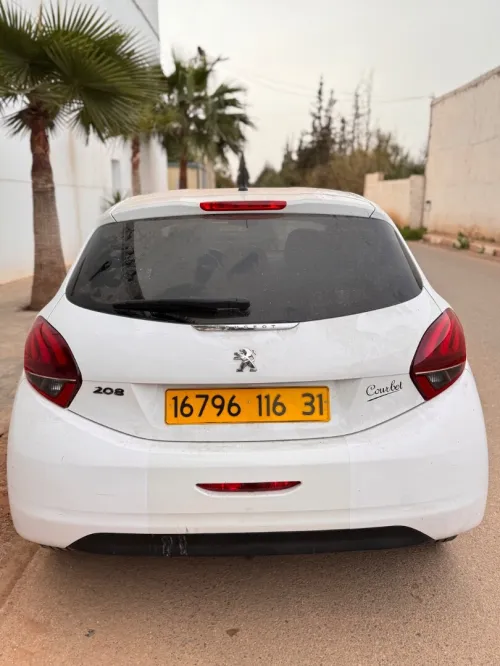 Peugeot 208 2016 Active Facelift