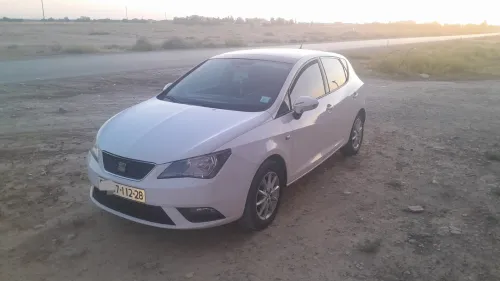 Seat Ibiza 2012 Fully +Toit ouvrant