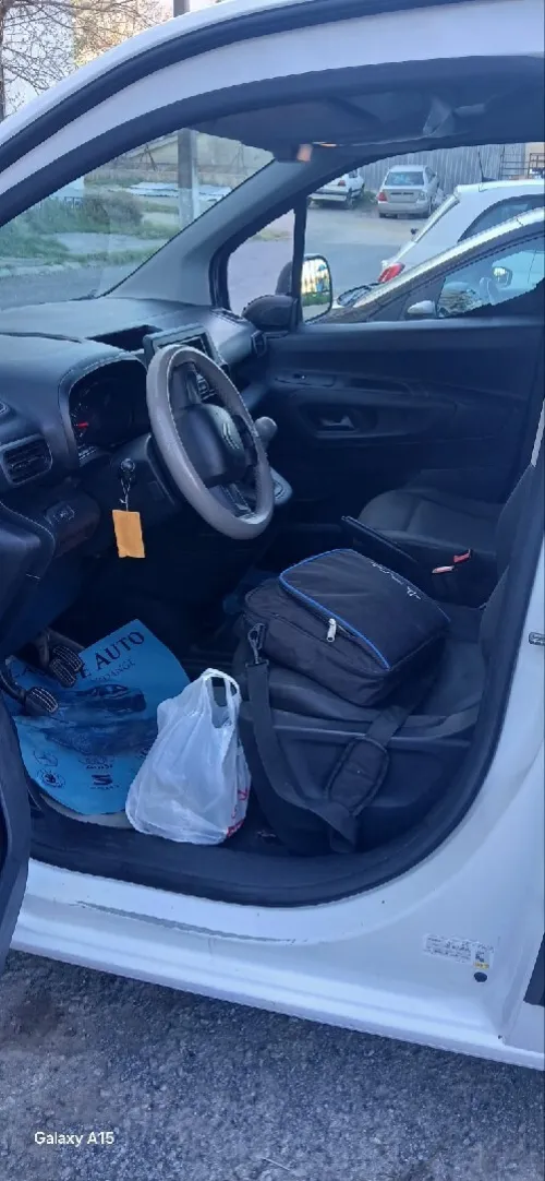 Citroen Berlingo 2021 Tolé niveau 1 châssis long