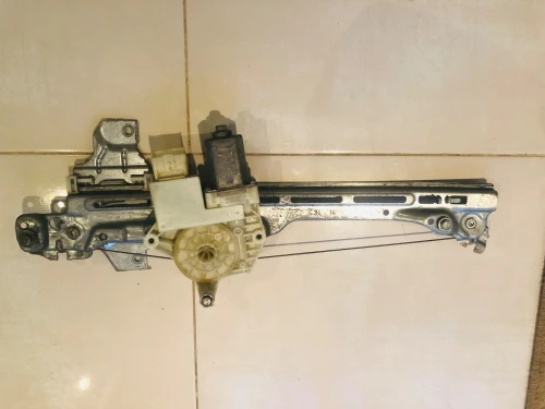 Levé vitre électrique 308 T9