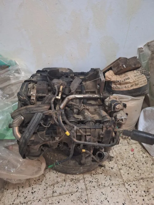 Moteur 207 1.6 hdi complet double abrakam francais