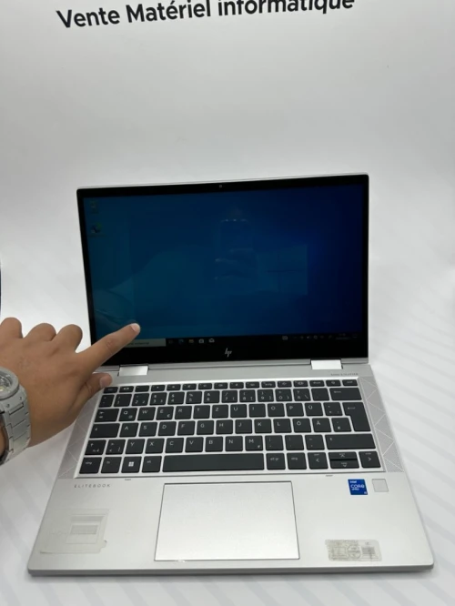 HP Élitbook 830 G8 x360 