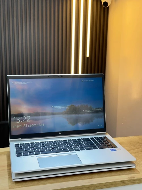 HP ELITEBOOK 850 G8 i5-1145G7 16GB 256 SSD TACTILE ECRAN 15"FHD