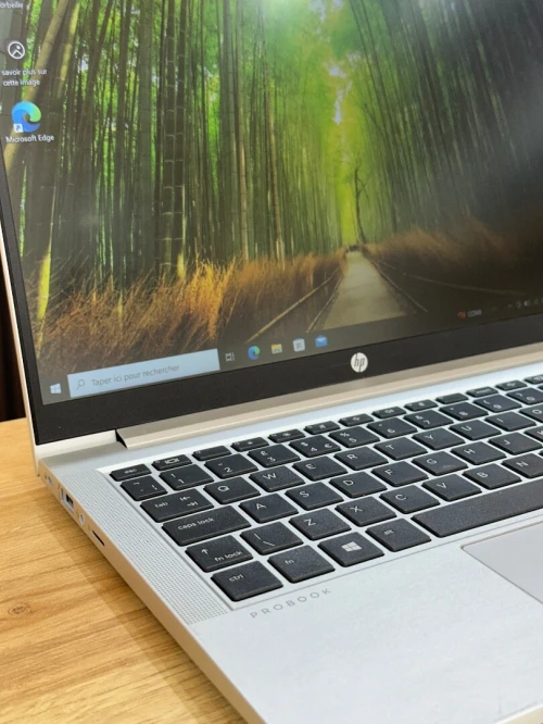 HP PROBOOK  430 G8 I5-1135G7 16GB 256GB SSD 